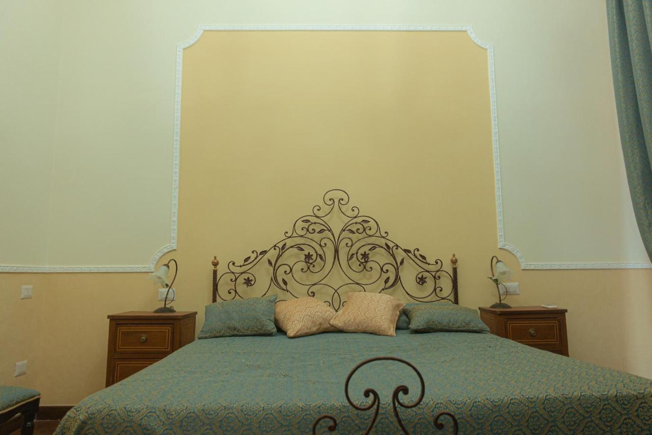 شقة Palazzo Capece Caivano المظهر الخارجي الصورة