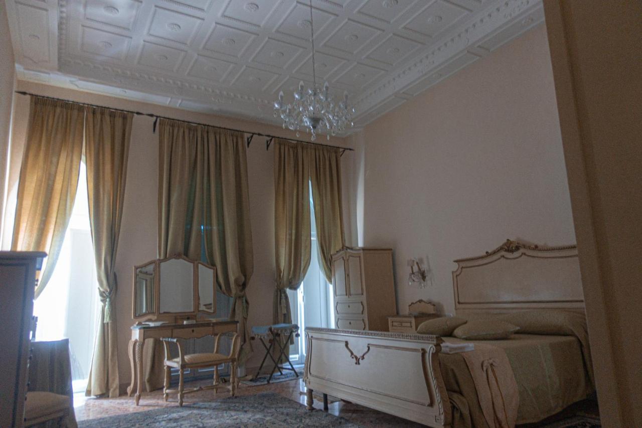 شقة Palazzo Capece Caivano المظهر الخارجي الصورة