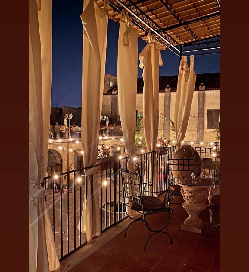 شقة Palazzo Capece Caivano المظهر الخارجي الصورة